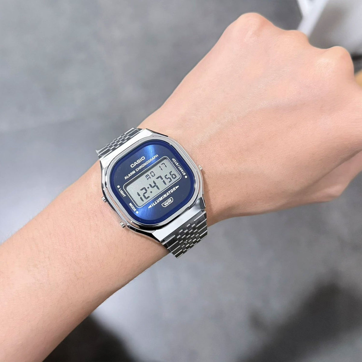 Reloj Casio A140WE-2ADF — Vintage Analógico-Digital Azul Unisex