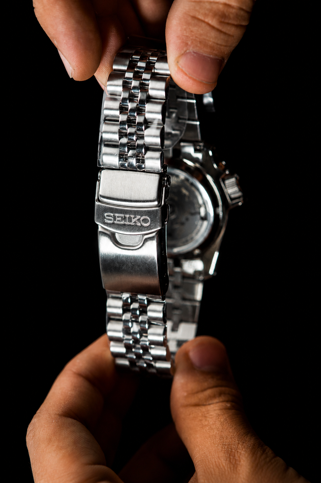 Reloj Seiko 5 Sports GMT "Black Grape" SSK001K1