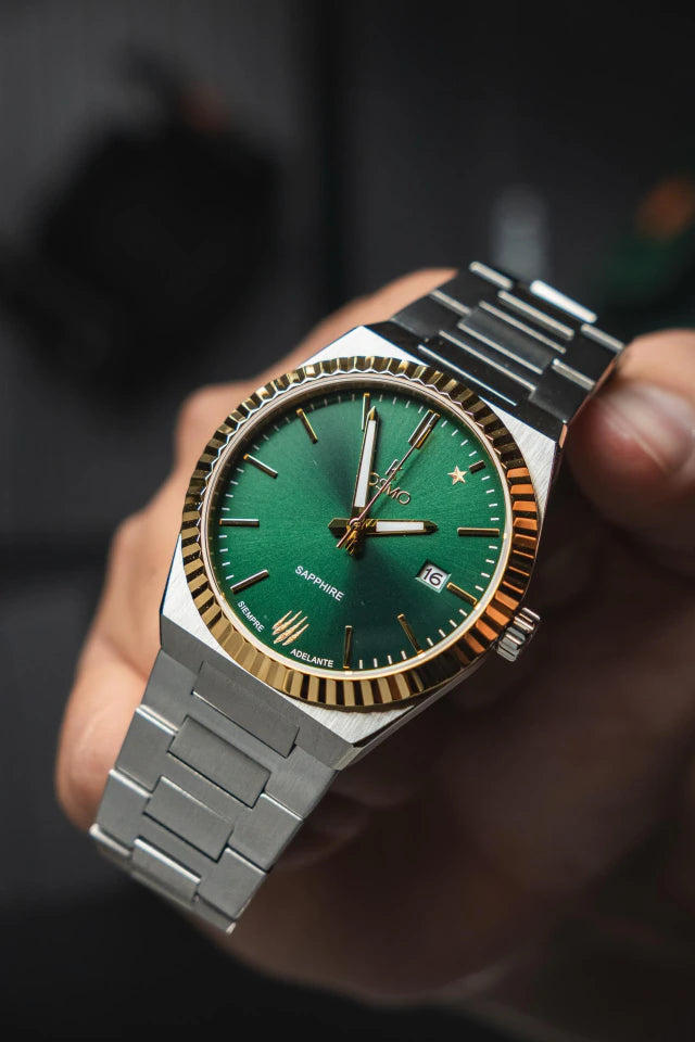 Reloj Kosmo 610-7-2-005 Edición Especial Colección Zafiro Bicolor Esfera Verde