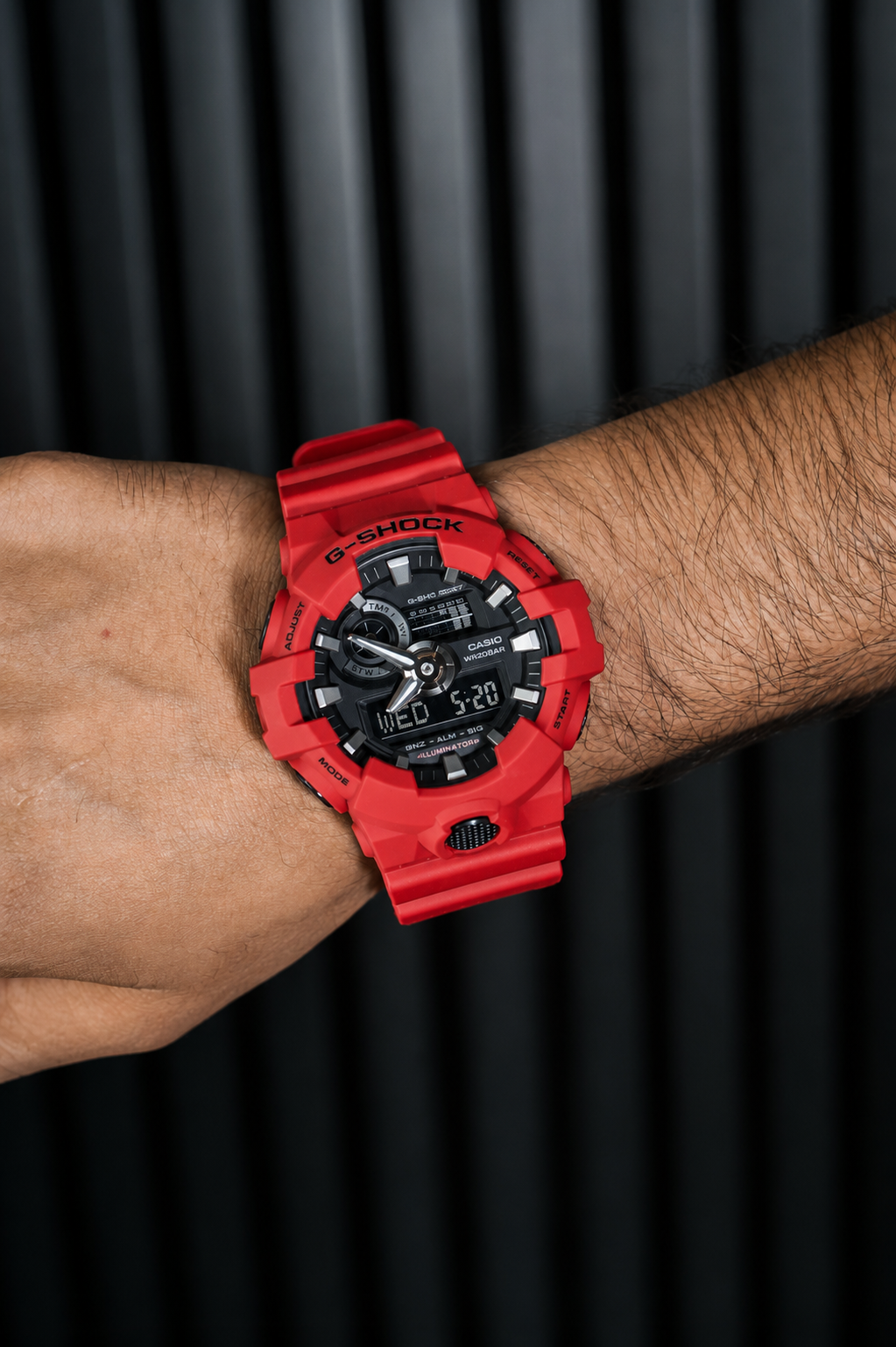 Reloj G-Shock GA-700-4A