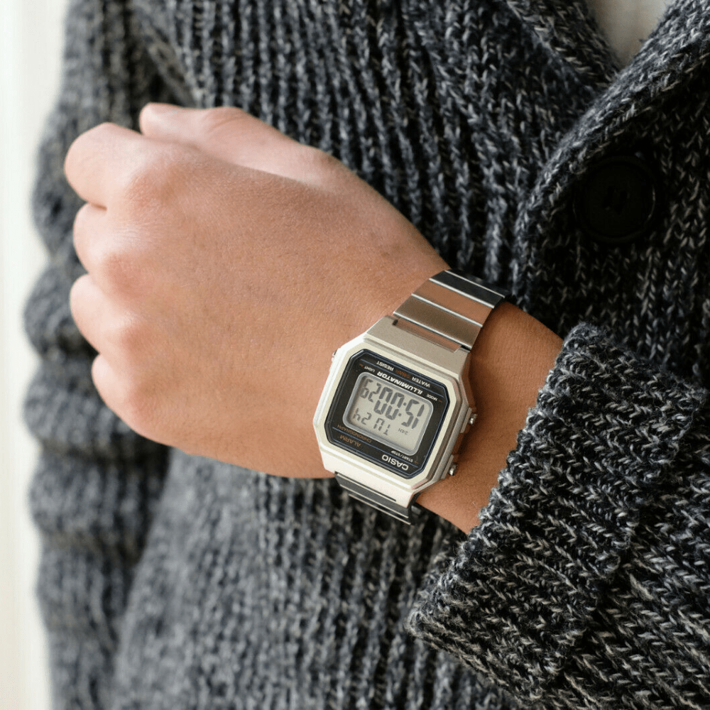 Reloj Casio B-650WD-1A — Vintage Digital Compacto Plateado