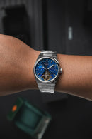 Reloj Kosmo 644-6-2-001 Automático Fase Lunar Cielo Estrellado Colección Zafiro Plateado Esfera Azul