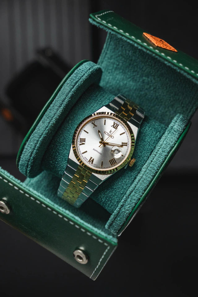 Reloj Kosmo 689-7-2 Colección Zafiro Bicolor Dorado Esfera Plateada