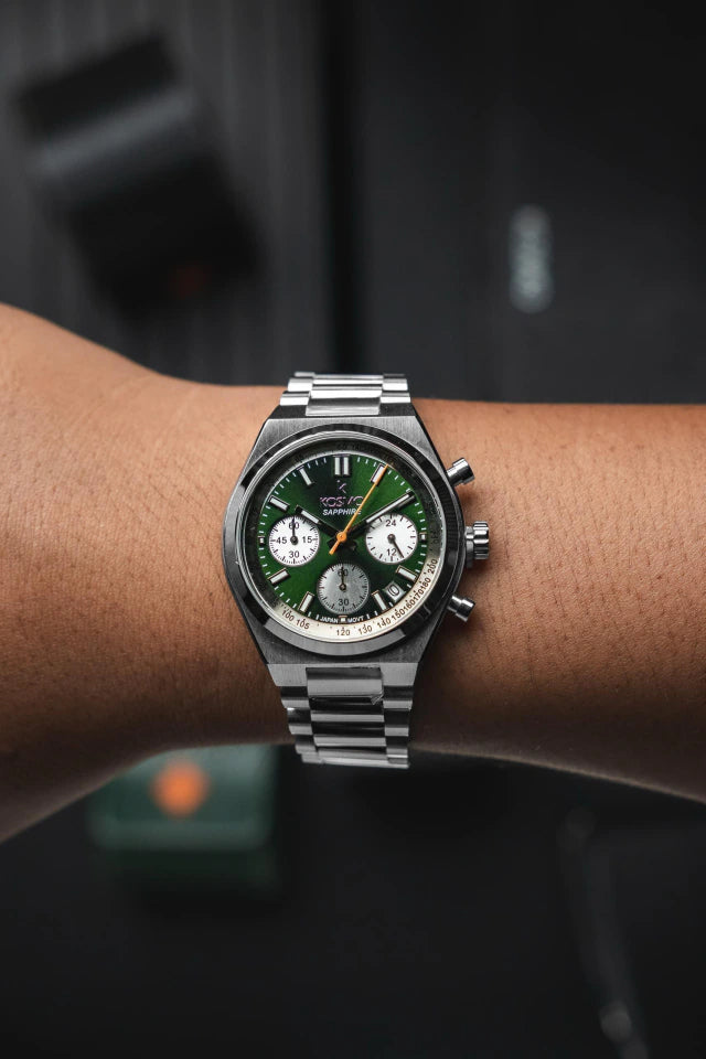 Reloj Kosmo 645-7-2 Cronógrafo Colección Zafiro Plateado Esfera Verde